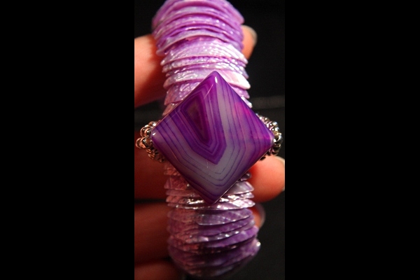 Purple Agate Banded Beauty Bracelet