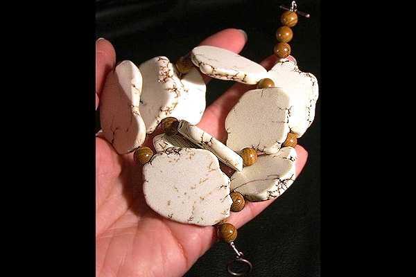 Chunky Natural White Turquoise Necklace XL