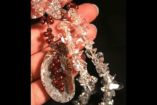 Drops of Copper Inside Agate Crystal Cave