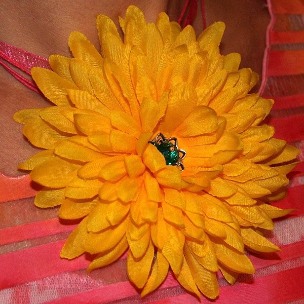 BIG Yellow Flower Head Turner Necklace