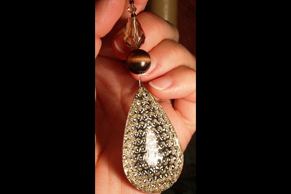 Peacock Crystal with Dark Chocolate Cat`s Eye Suncatcher